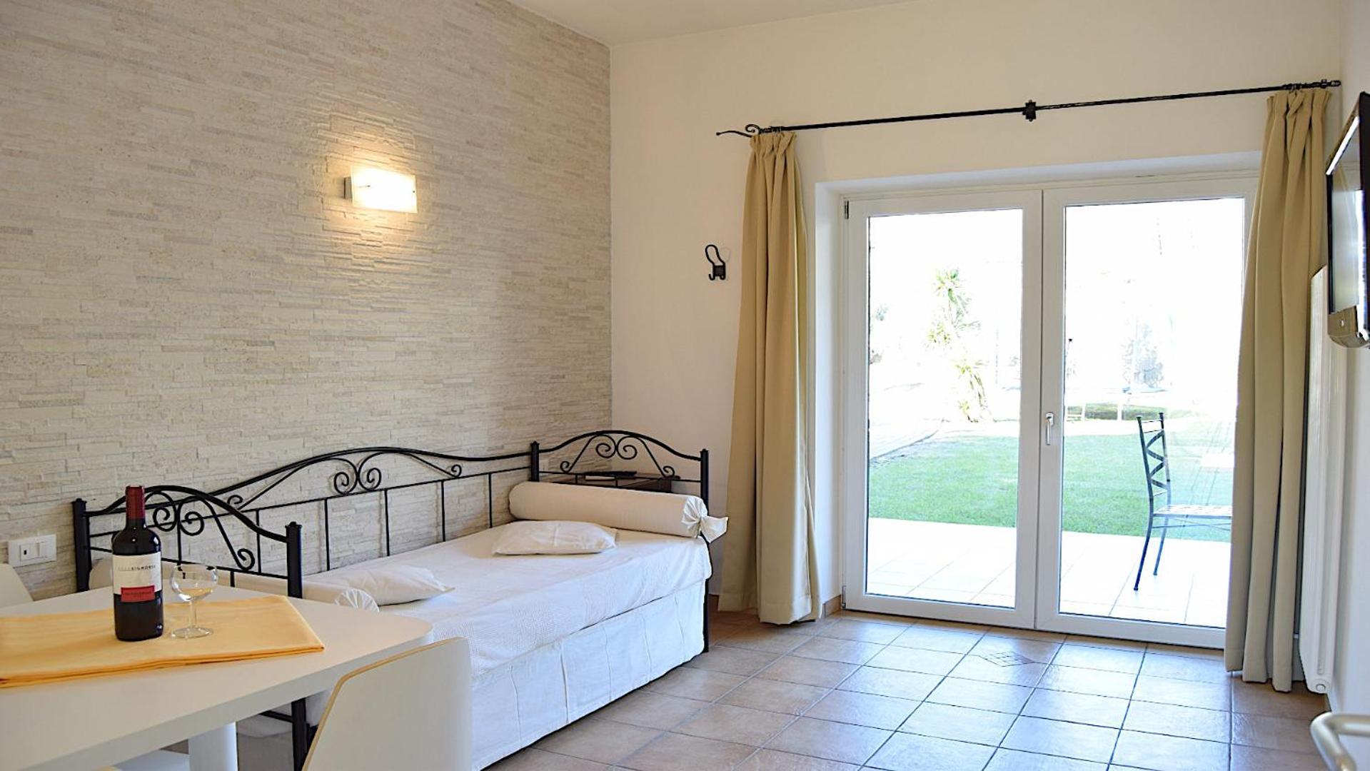 Aparthotel Residenza Le Due Torri Riva del Garda Exterior foto